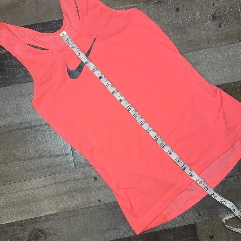 Nike Racerback Tank Top size Small